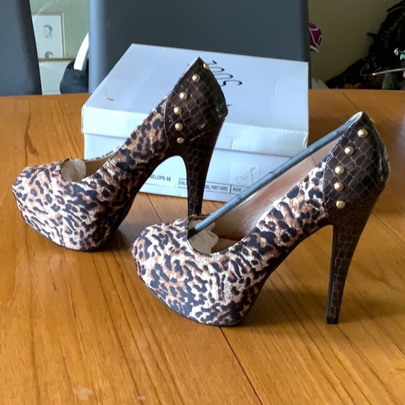 Veda Soul Heels - Picture 4 of 5